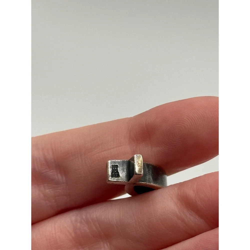 James Avery this listing